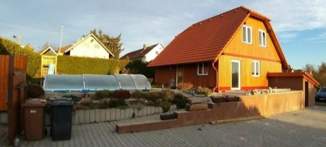 Apartmanova Chata Secanda S Bazenem, U Secske Prehrady Exteriör bild