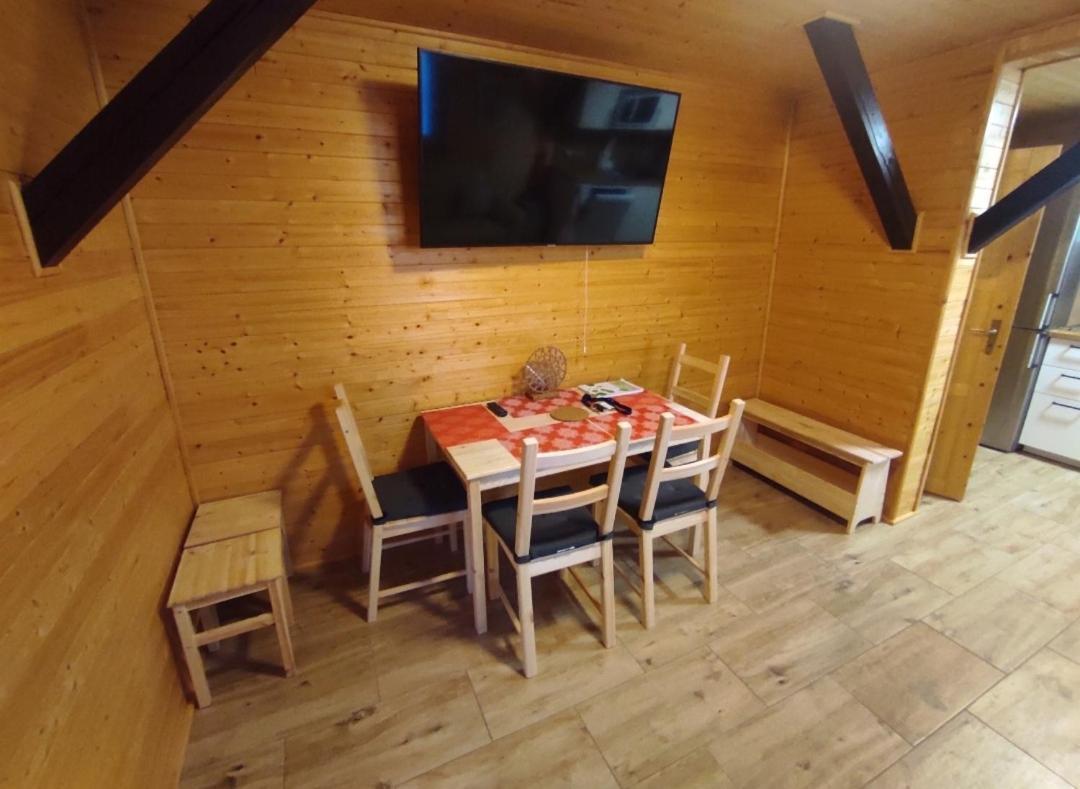 Apartmanova Chata Secanda S Bazenem, U Secske Prehrady Exteriör bild