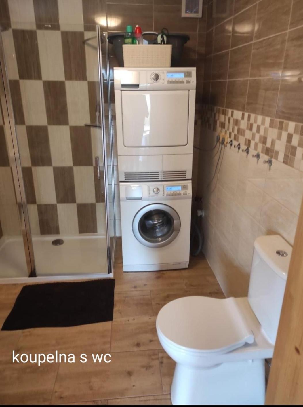 Apartmanova Chata Secanda S Bazenem, U Secske Prehrady Exteriör bild