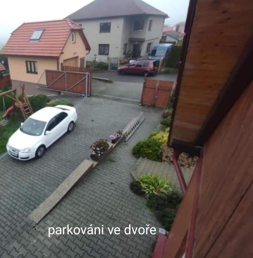 Apartmanova Chata Secanda S Bazenem, U Secske Prehrady Exteriör bild