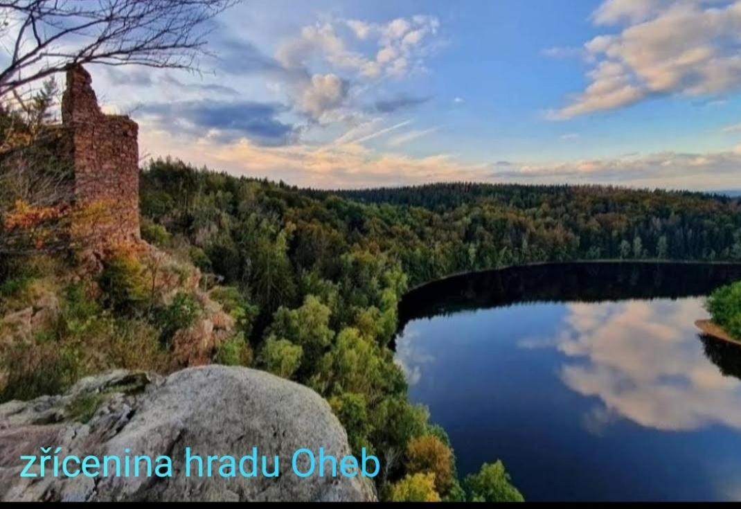 Apartmanova Chata Secanda S Bazenem, U Secske Prehrady Exteriör bild